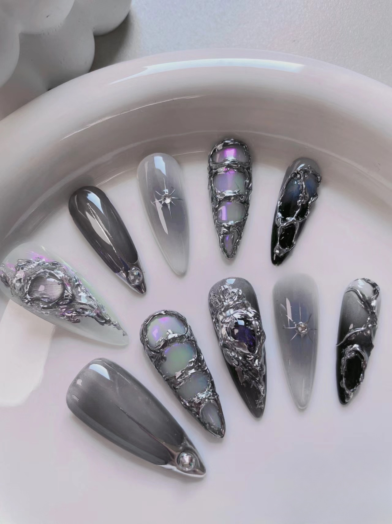 Iron Ore Meteorite | False Nails | SHOPQAQ