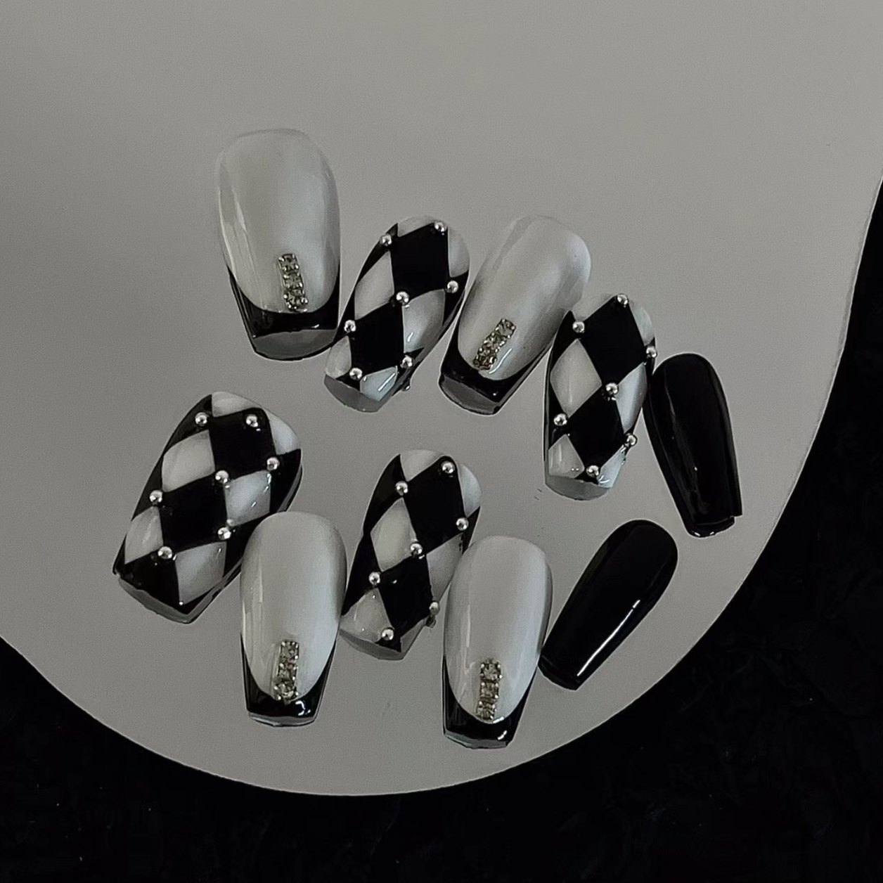 Love Prism Lattice handmade design False Nails from SHOPQAQ