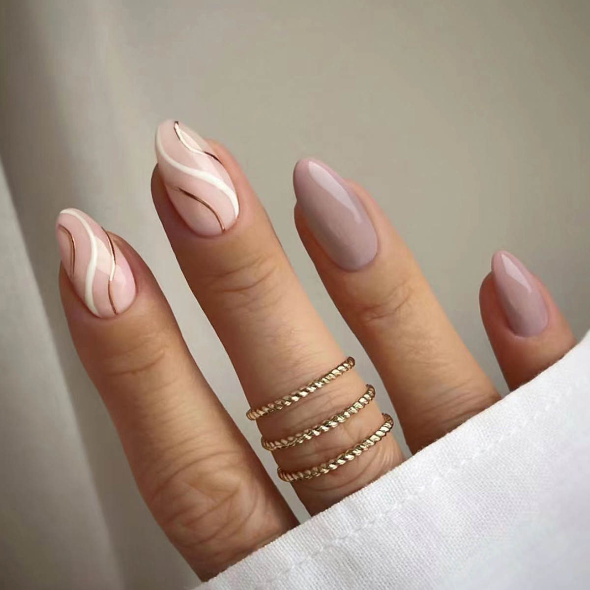 Elegant Pastel Press-on Nails