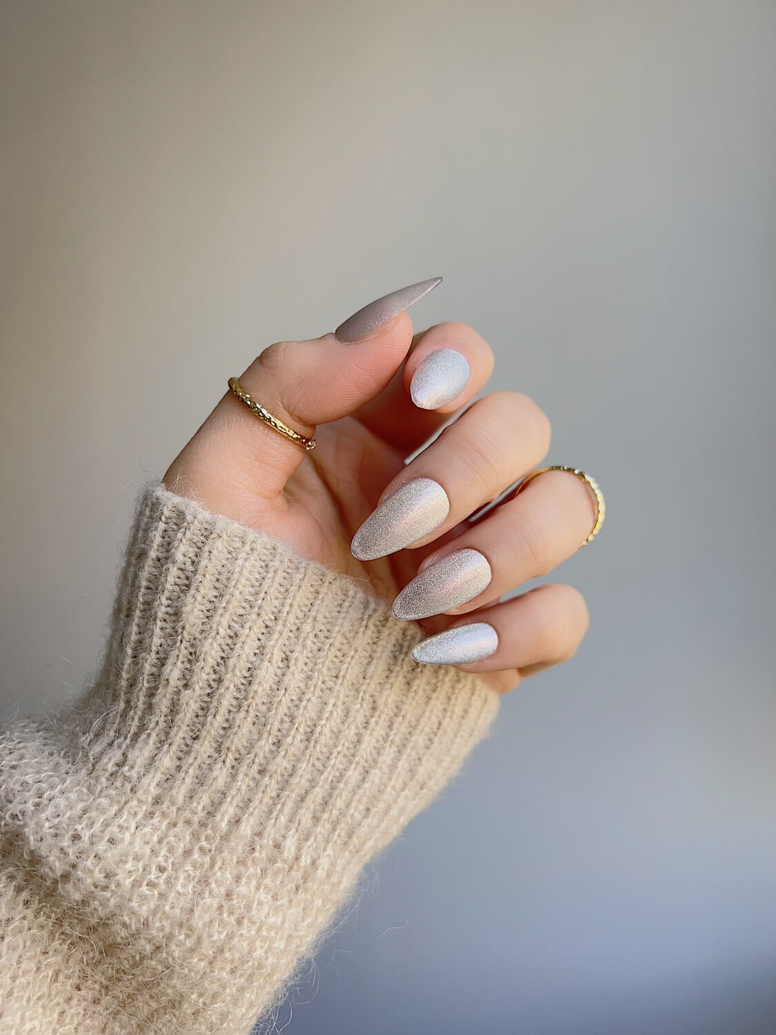 Handmade- Silver White Cat-eye Press On Nail Set