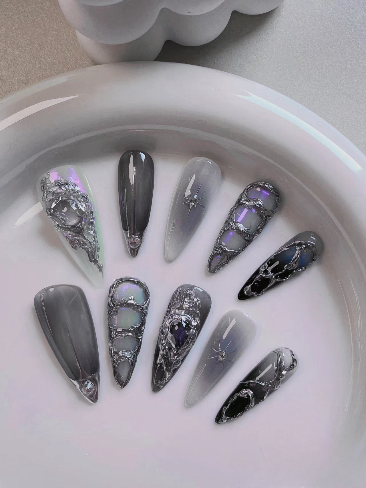 Iron Ore Meteorite | False Nails | SHOPQAQ