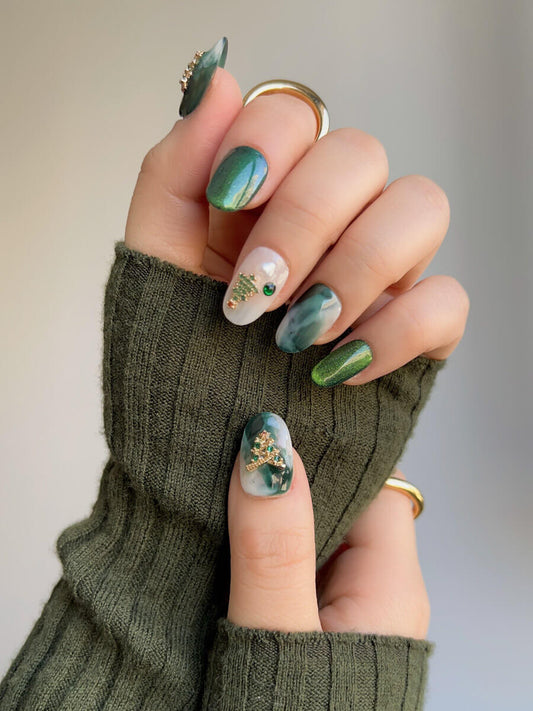Handmade- Green Christmas Nails Mystic Fir Short Oval nails Press On Nail Set