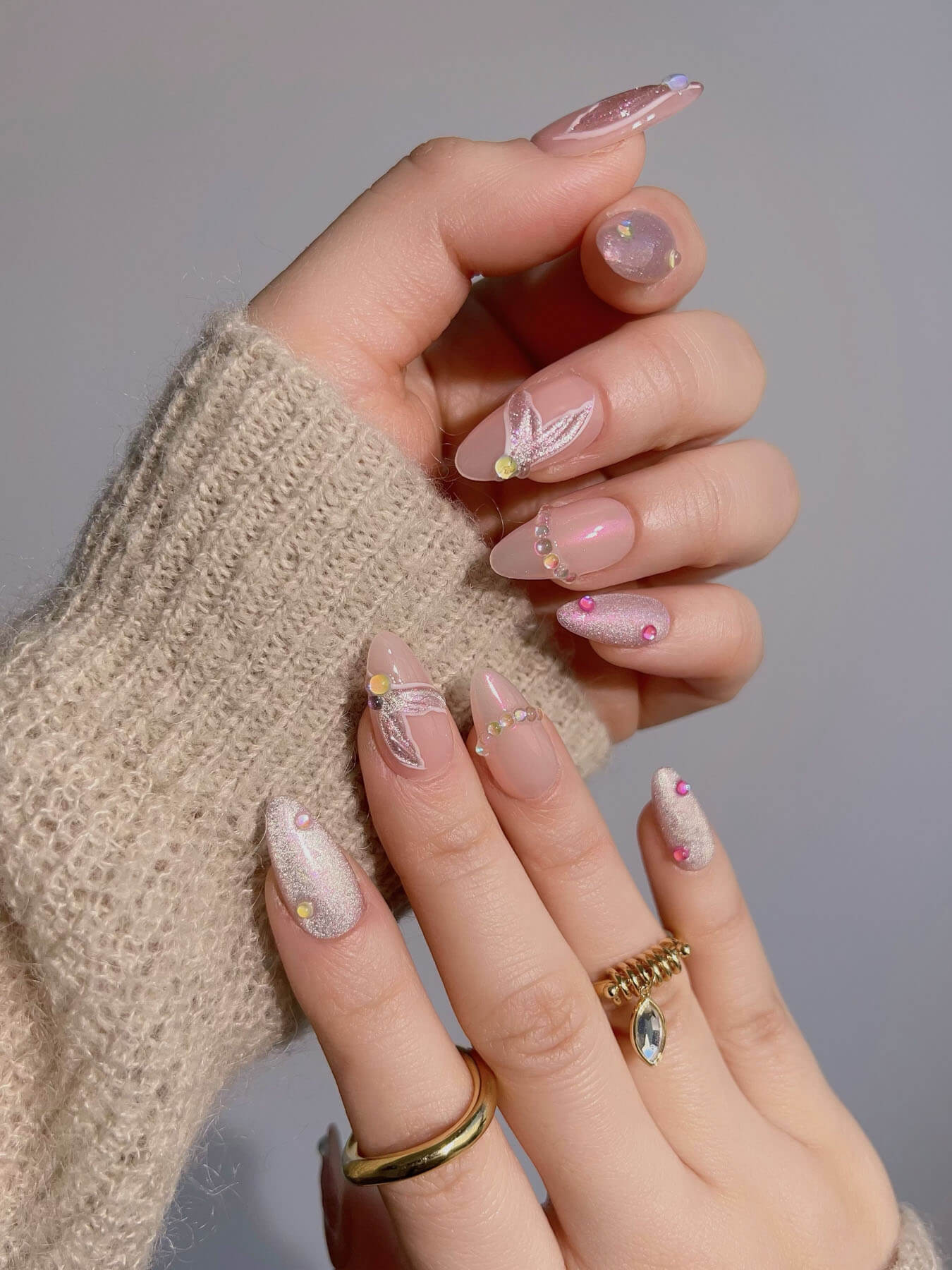 Handmade- nude pink carp tail colorful beads accessories cat eye press on nails