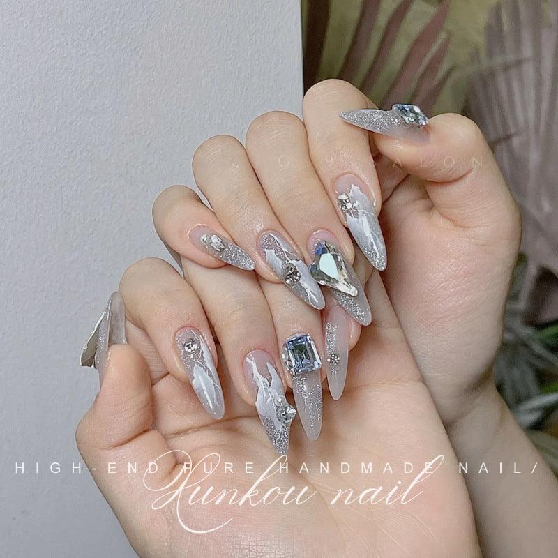 Handpainted Line Chain Diamond Gradient False Nails from SHOPQAQ