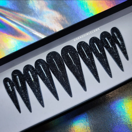 Night Glimmer Press On Nail Set