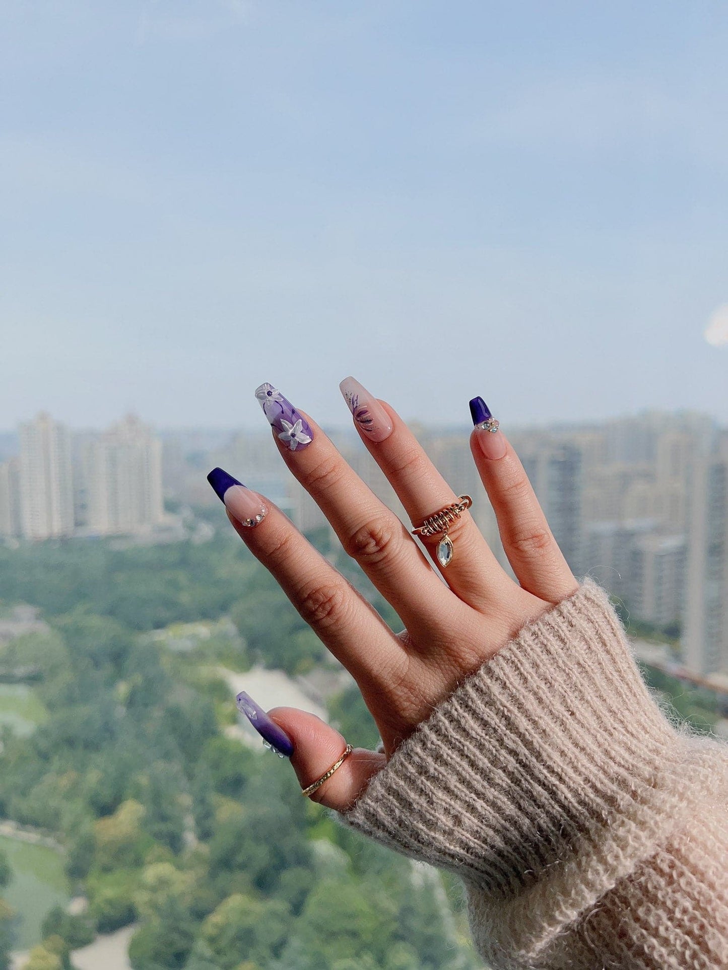 Flower Purple nails medium coffin shape