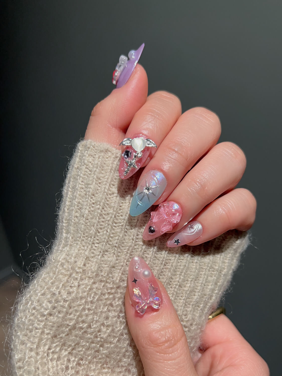 Handmade- Twinkle RollRoll Press On Nail Set