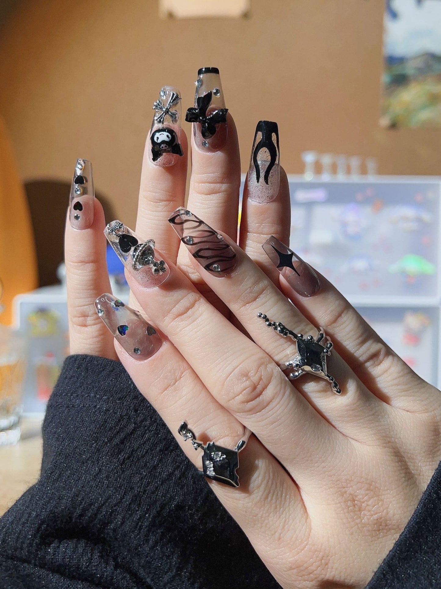 Handmade- KRM Rock Press On Nail Set