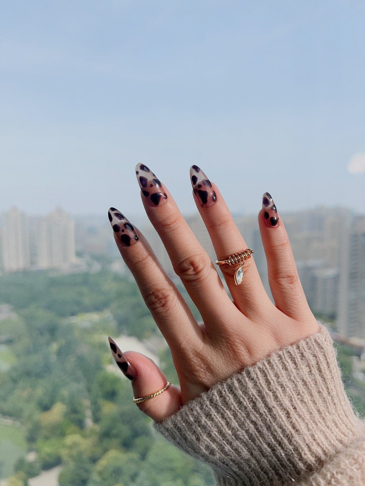 Handmade- Primal Chic Press On Nail Set