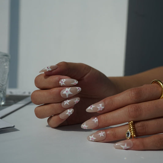 Handmade- Timeless Stars Press On Nail Set
