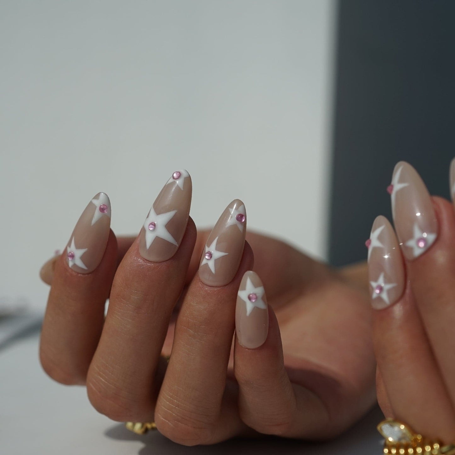 Handmade- Timeless Stars Press On Nail Set